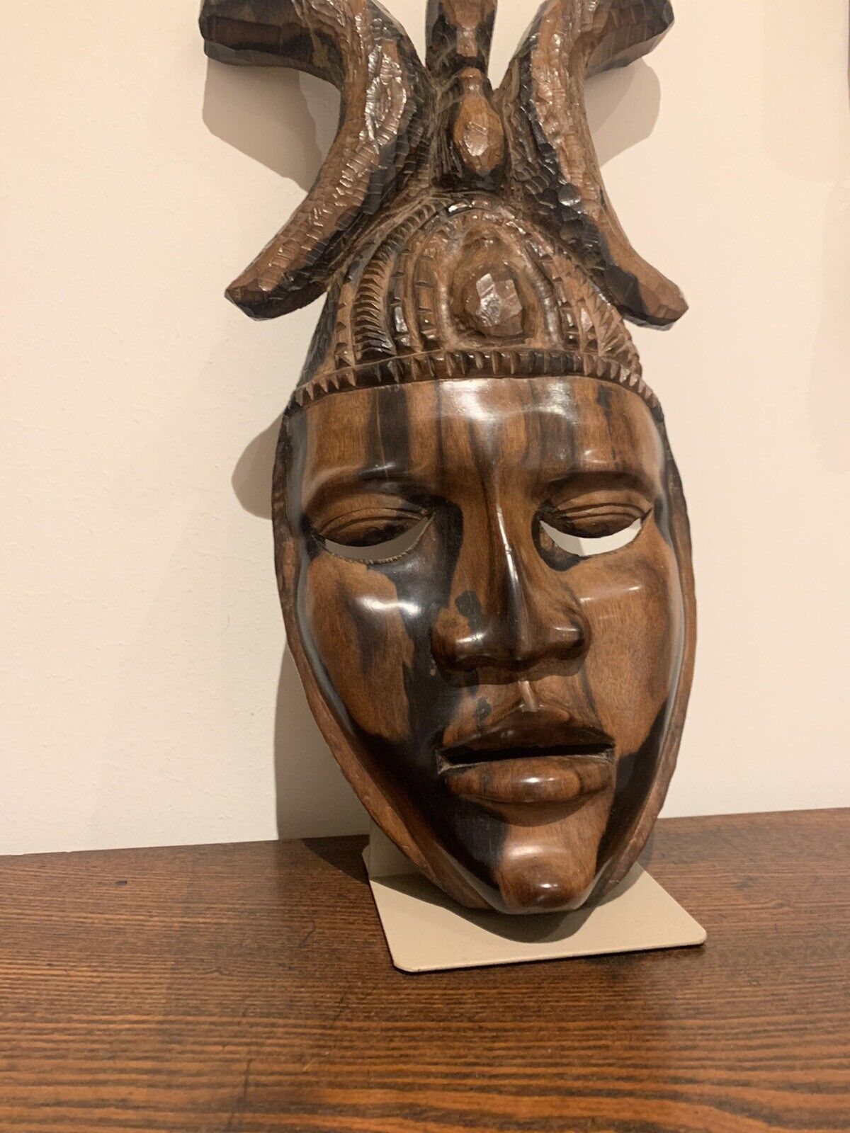 Gorgeous African Carved Face Mask/Wall Hanging. Coromandel Wood, fantastic item.