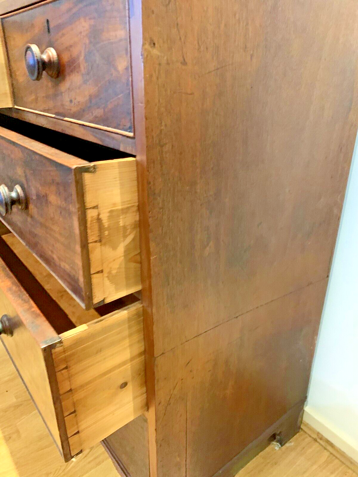 Antique Elegant Georgian Mahogany Chest of Drawers, 2 0ver 3, George III