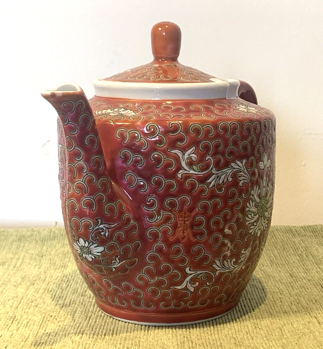 Rare Vintage Chinese Famille Rose Red  Jingdezhen Man Shou Enamelled Teapot