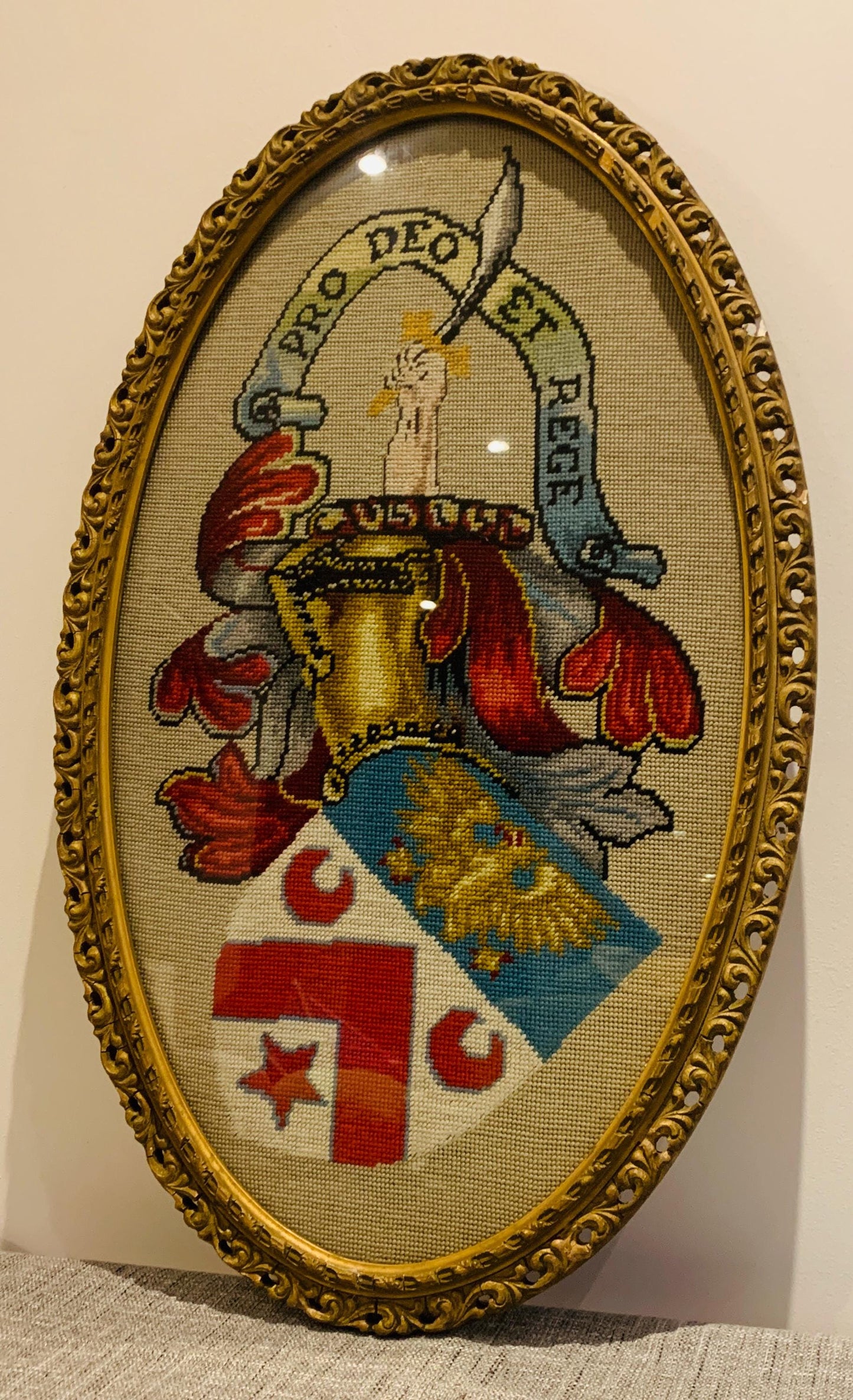 Antique Edwardian Embroidered Coat of Arms (1901-1910)