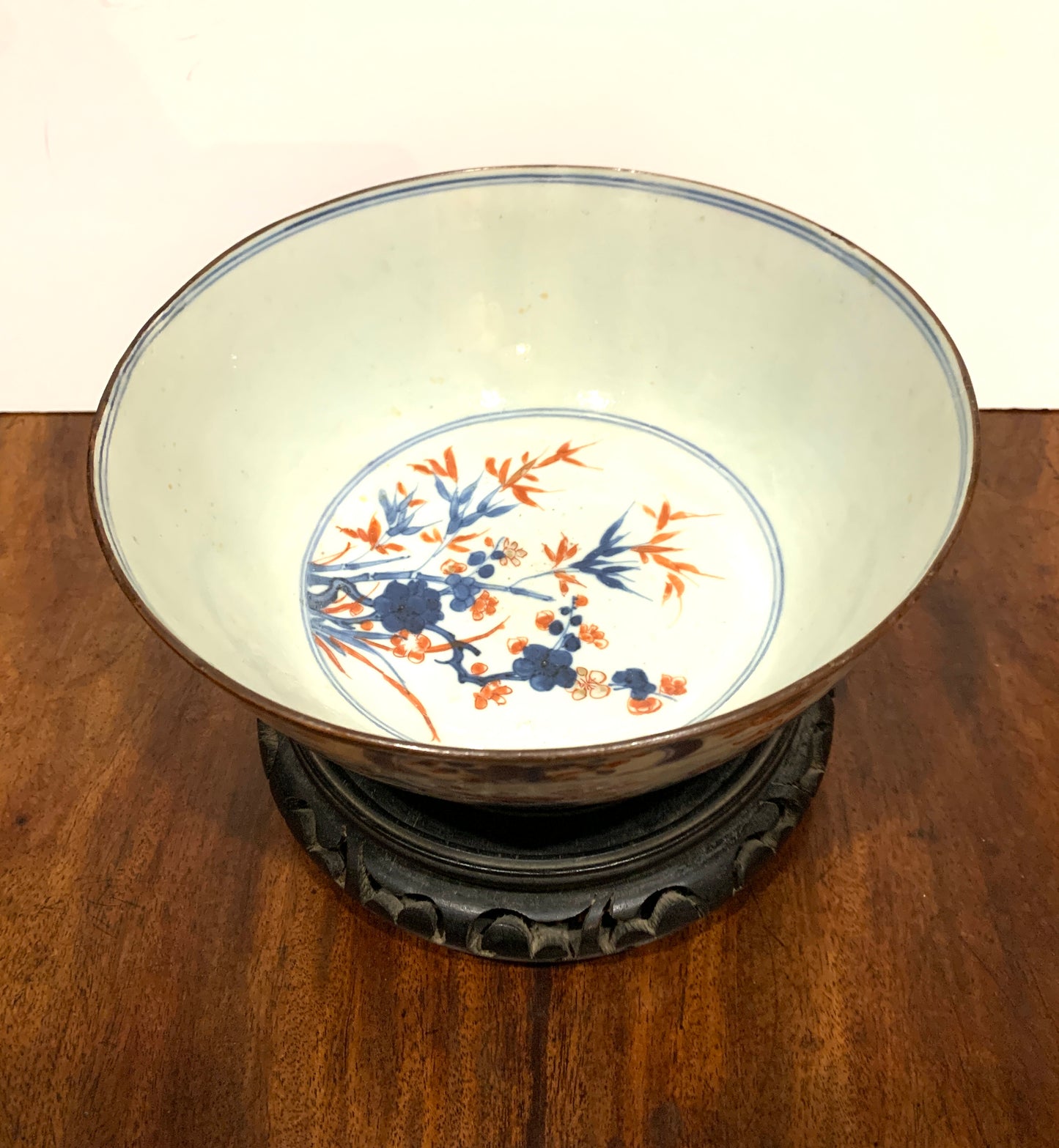 Antique Early Qing Dynasty Kangxi (1654-1722) Chinese Export Imari Bowl